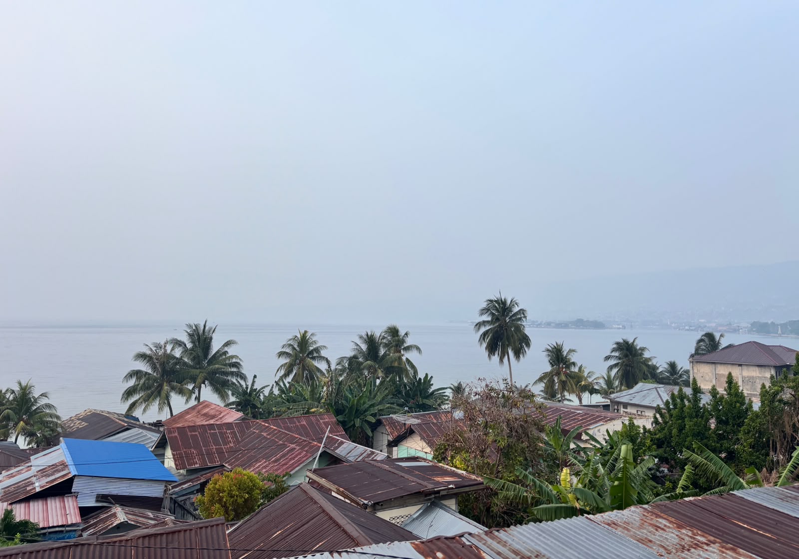 KABUT ASAP DI BANGGAI: MEMBACA DATA KUALITAS UDARA DAN ANCAMAN KESEHATAN MASYARAKAT